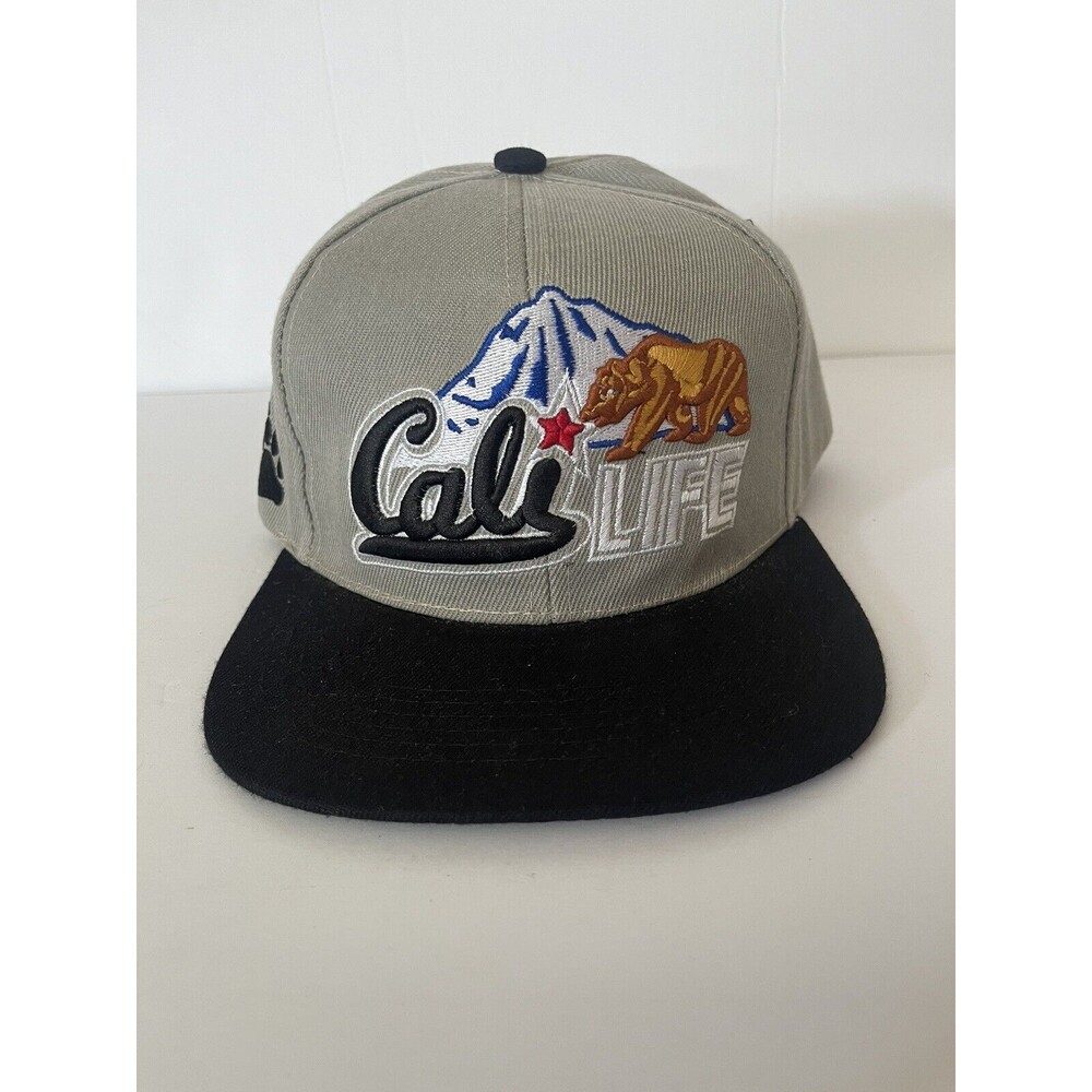 The‎ Hat Depot Premium Quality "Cali Life" Soft Heather Grey Snapback Cap